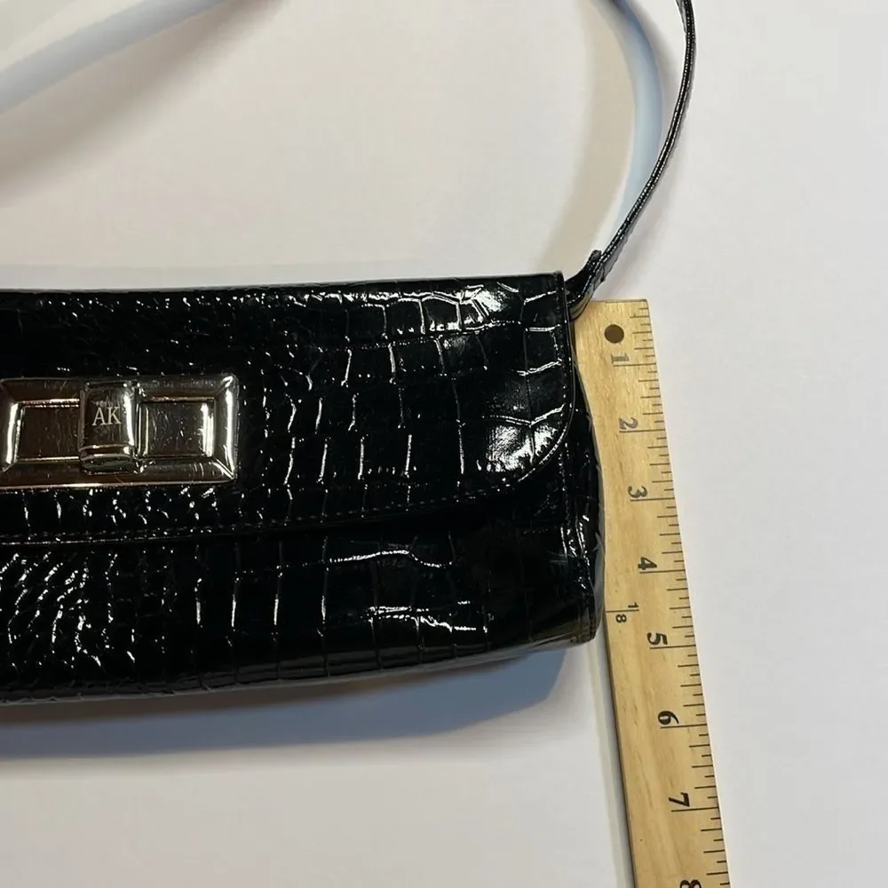Anne Klein woman’s black handbag/purse/clutch style zebra pattern interior